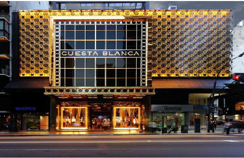  云霄门头设计与商业空间的纽带。